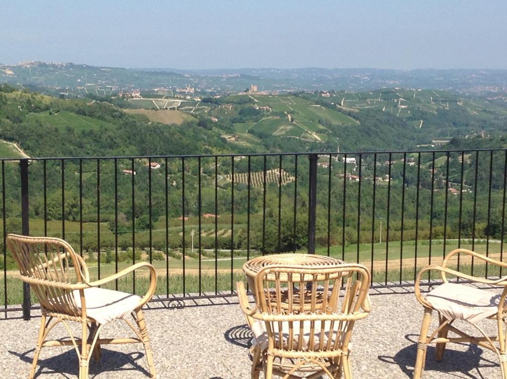 Locanda San Lorenzo Roddino المظهر الخارجي الصورة